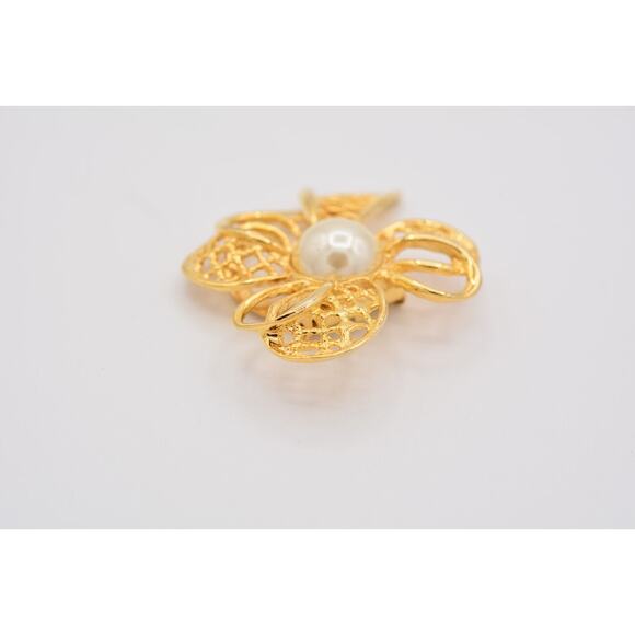 Vintage Bow Scarf Clip Faux Pearl Shiny Gold Tone Yellow Brushed 1980s 9B - Picture 4 of 12